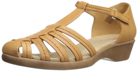 closed toe river shoes women.